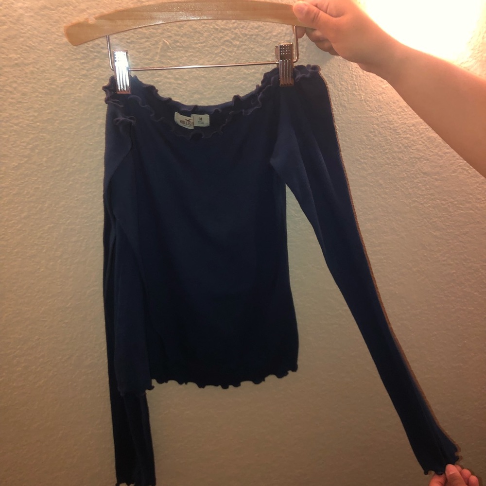 hollister off the shoulder long sleeve